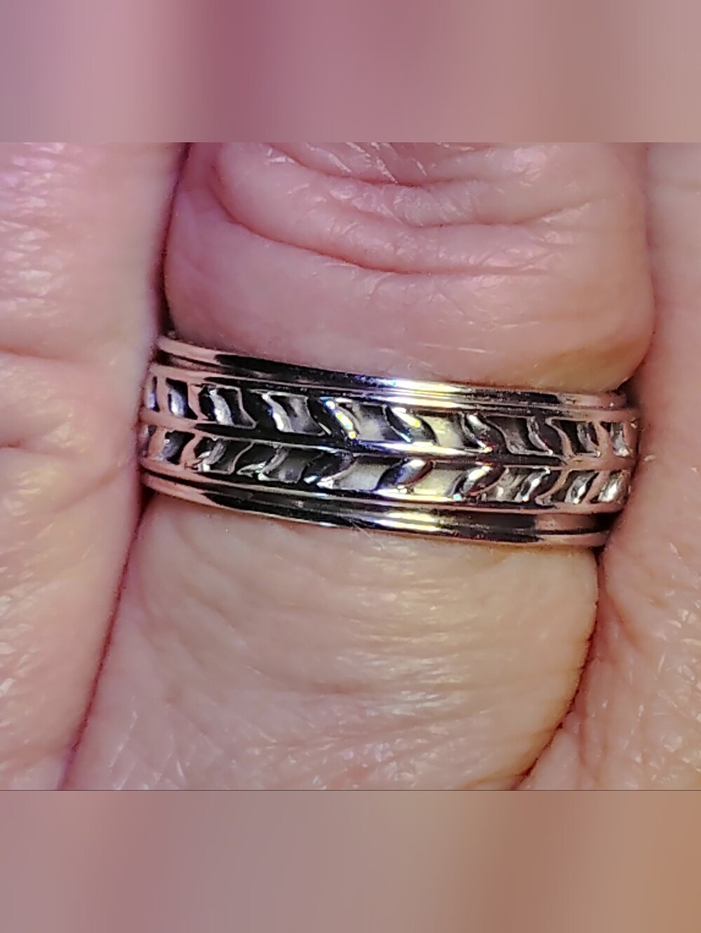 STERLING ARROW SPINNER* RING.*/ *2* SIZES -*6* AND *9*